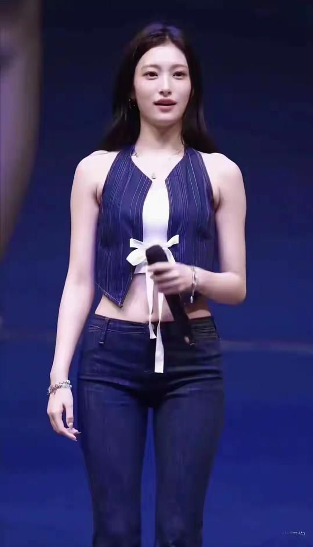 太美了，这是我见过身材比例最好的