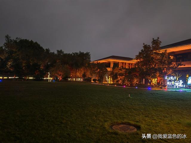 在邯郸住三天，每天餐后在邯郸这家花园式酒店院子里散散步真惬意