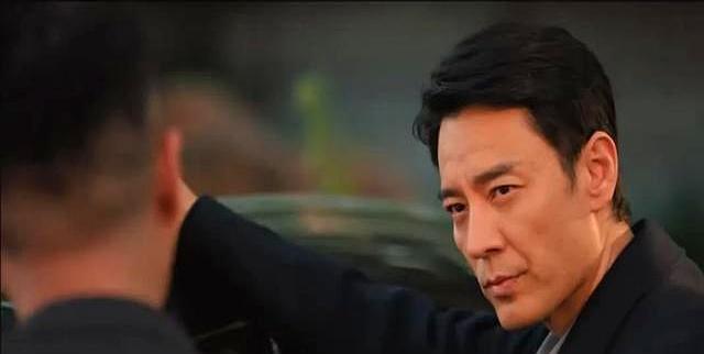 以法之名：直到被王彧出言讥讽，李人俊才知自己与媳妇活成了笑话