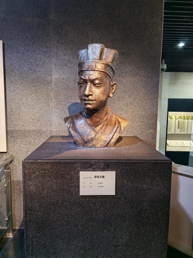 游览河南安阳中国文字博物馆，了解中国文字的发展