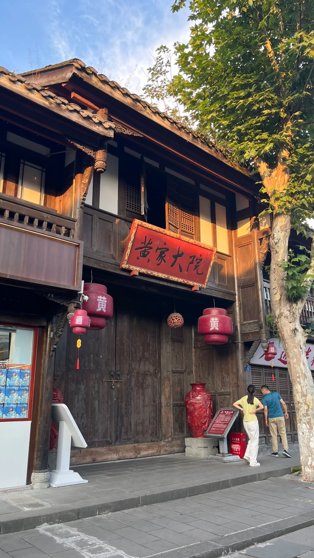 二刷元通古镇！成都周边1小时，被雪山下的千年古镇惊艳了~