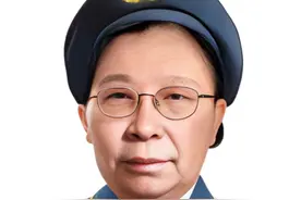 开国将帅中的唯一女将军图片