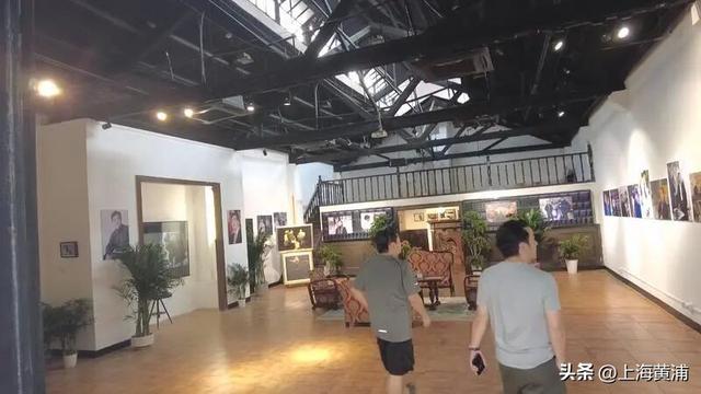 田子坊来了一群吹萨克斯的年轻人！