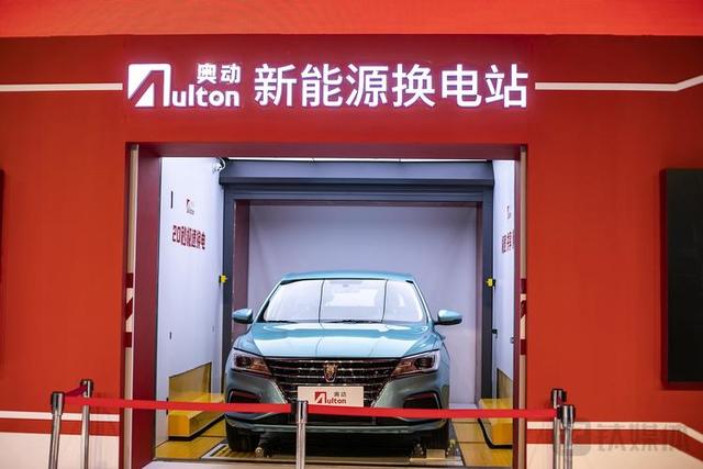 从喜羊羊到换电站，蔡东青押注IPO，换电赛道突围有何底气？