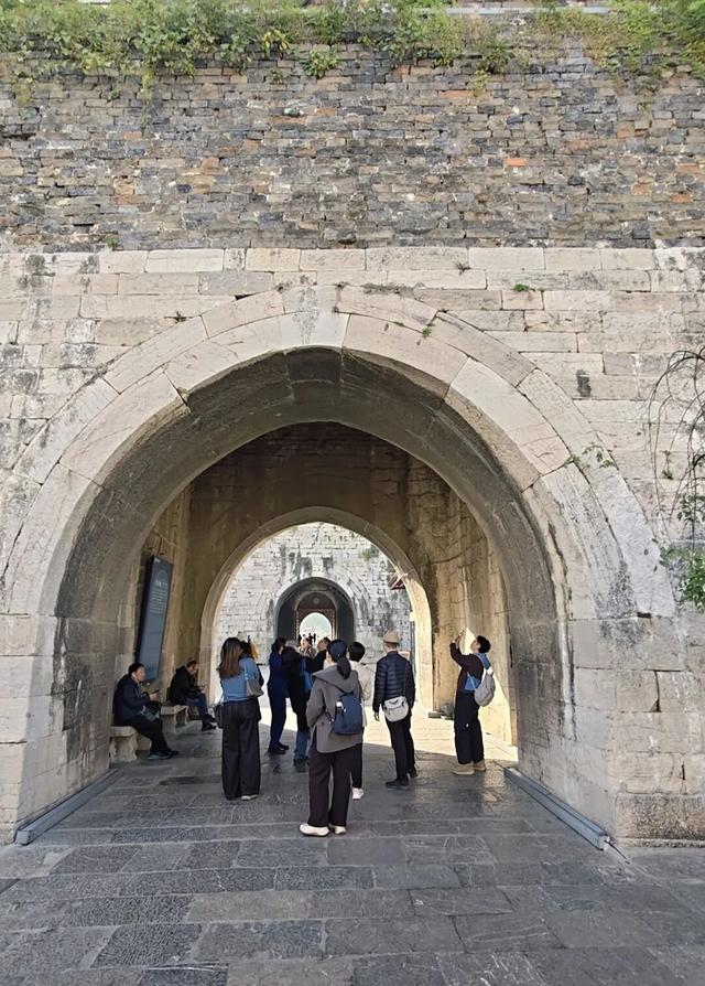 人挤人的南京，现在还值得去吗？