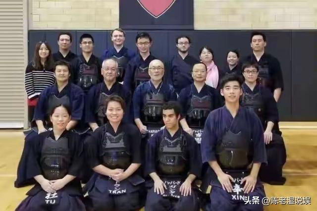 "哈弗学霸"辛奇隆：22岁成为赌王女婿，结婚5年后，他如今怎样？