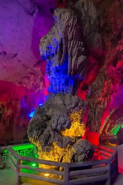第四崆峒山——广东阳春的崆峒岩