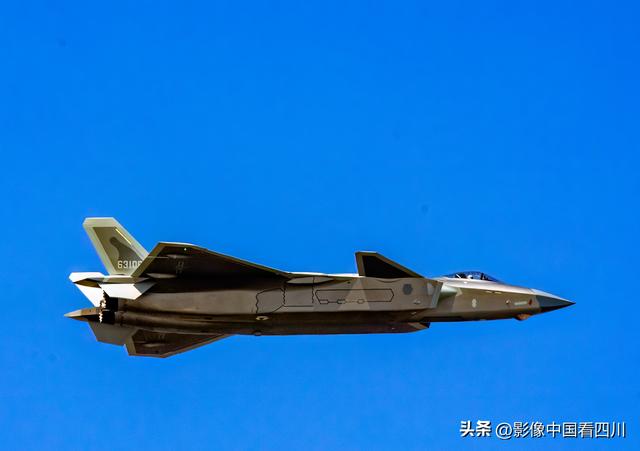 吉林长春：长春航空展上的大国重器