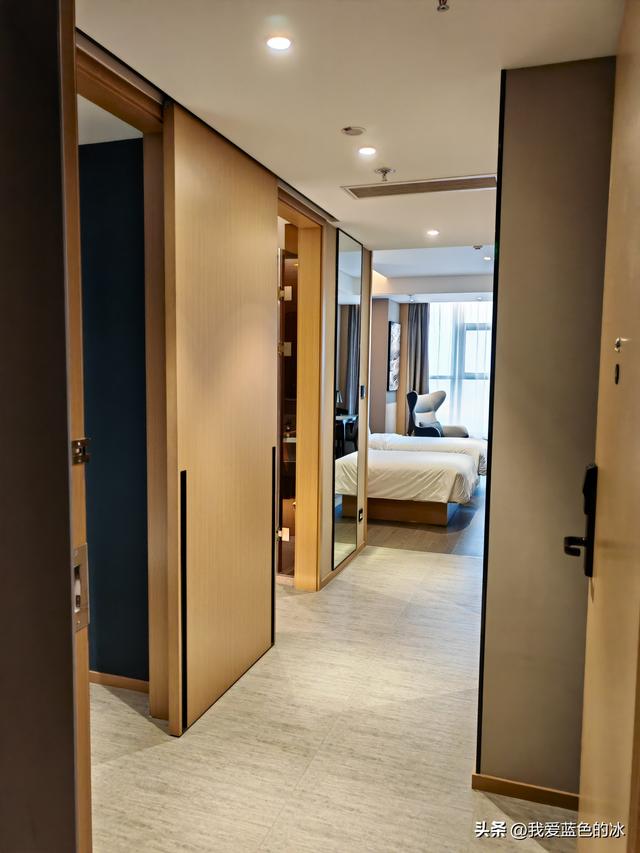 邯郸到邢台半个小时的路却两个小时才到，绿皮车一晚点就开始摆烂