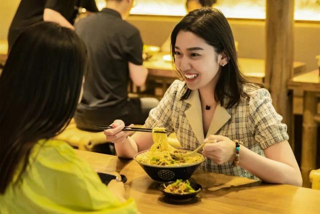 开学周末去哪玩？枣庄在校大学生游台儿庄古城门票免费，解锁秋日研学+打卡双重体验