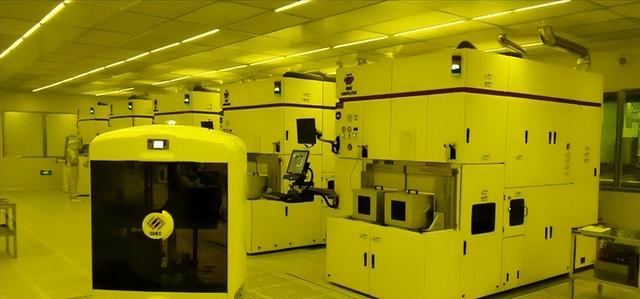 无视美国阻拦,荷兰执意向中国出售大批光刻机,外媒：ASML太狡猾