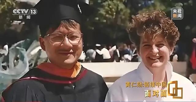 黄仁勋：中国是一个独一无二的市场