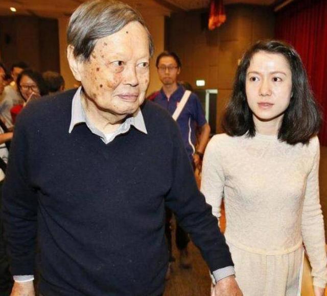 103岁巨擘杨振宁去世！49岁娇妻翁帆怎么办？其实他早有安排