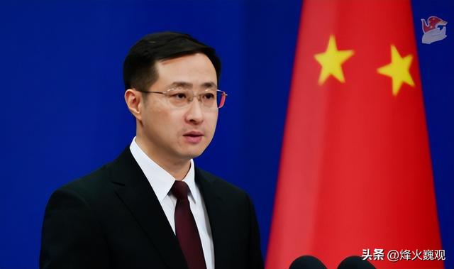 美国FBI局长秘密访华，和中方谈了件大事	，特朗普或还要对华减税