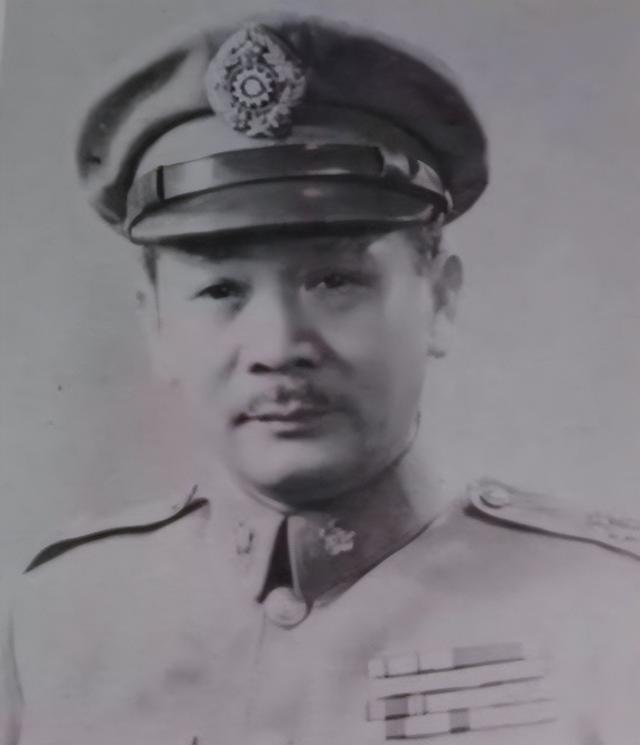 1955年，张云逸推辞大将军衔，毛主席：张云逸功勋卓著，当之无愧