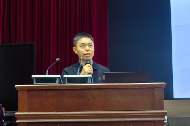 科普进校园 | 四川省通信学会举办“AI守护校园：智能科技与可持续发展”主题公益讲座
