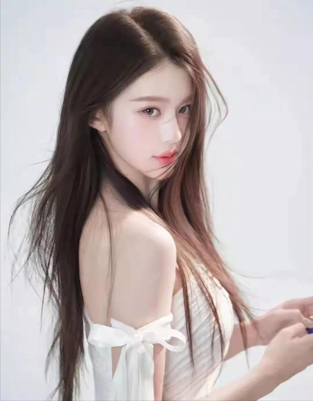 安徽一校花身高170cm，仙姿玉色，绝世佳人不过如此吧！