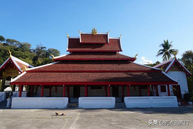 搭乘高铁去老挝，老挝旅行日记：琅勃拉邦（阿汉寺、迈佛寺）