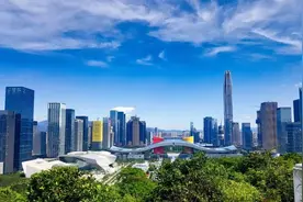 刚刚！李嘉诚抛售400套房产，全部特价甩卖，又嗅到什么危机？图片