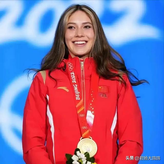 国籍争议不到1年,22岁谷爱凌近况曝光,邓亚萍的评价没说错