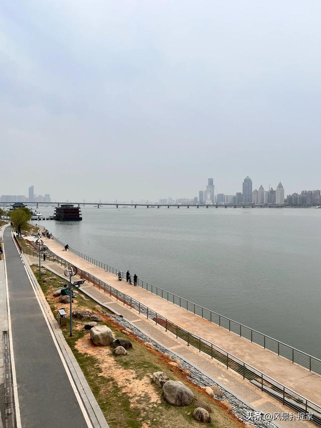 南昌天气变凉，一秒入秋
