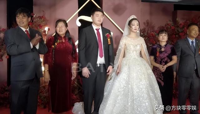 善恶到头终有报	，54岁的农民歌手朱之文，如今已走上了新的道路