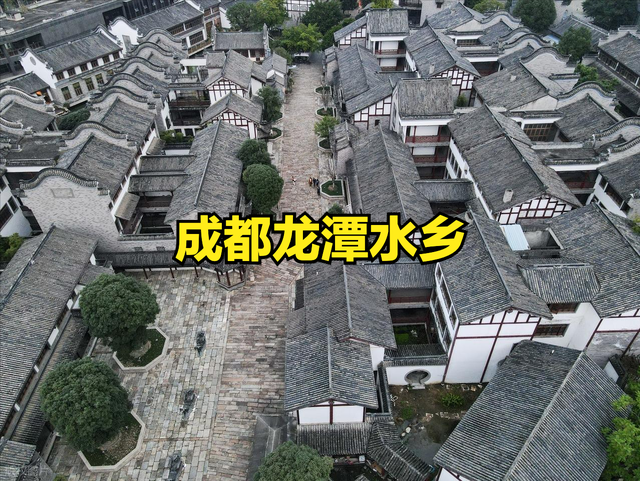 百亿“假古镇”沦为“空城”，谁在为这场资本狂欢买单？