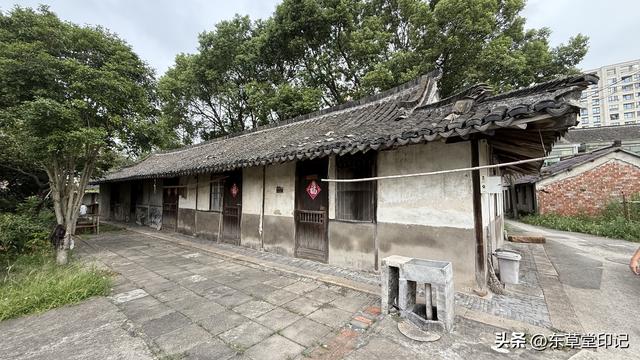 探秘浦东绿都绣云里：海派风情与现代商业的梦幻交织