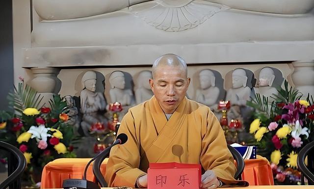 顺藤摸瓜！上任才8天，官媒发声，揭开释印乐真实人品，字字珠玑
