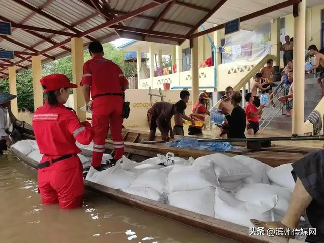 缅甸7.9级强震后，在缅华人组建救援队：成员多为亲历者，想为群众撑起“安全伞