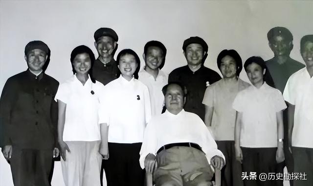 毛主席的机要秘书谢静宜有多美？长相清纯可爱，当过北京市委书记