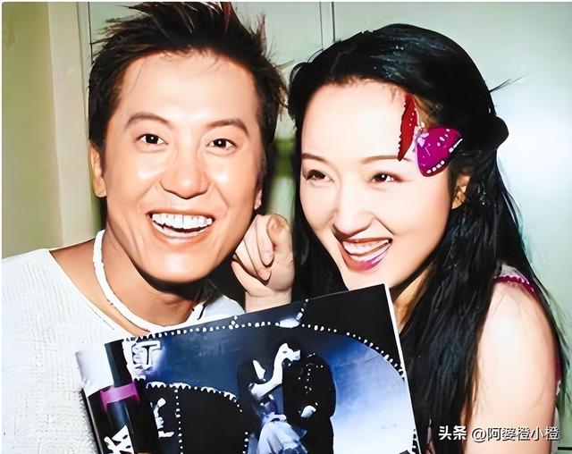过气明星有多惨！农村走穴 摆摊还债，穷到只剩100万，体面全丢了