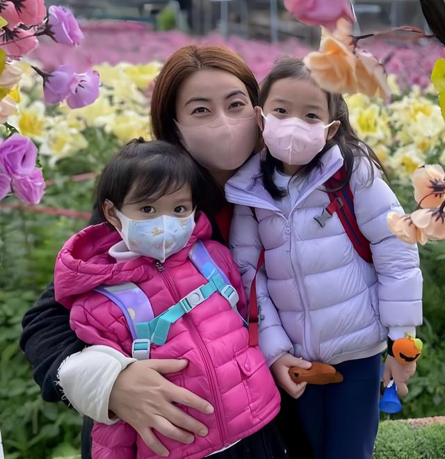 央视对郭晶晶的称呼变了，三字之差释放强烈信号，霍震霆全说对了