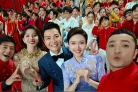 央视主持人大换血，康辉转岗，新面孔扎堆亮相，个个来头都不小图片