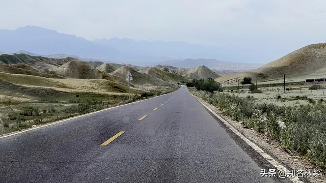 从乌鲁木齐到独山子，有一条省道不输独库公路，风景绝美（3）
