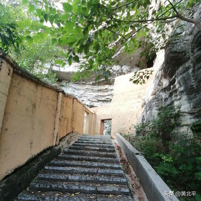 昆仑关战役在兴宁区与宾阳县交界进行，指挥部却在来宾市的山洞里