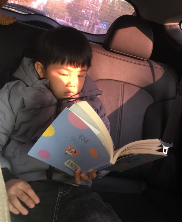 3岁上央视，5岁登春晚，7岁就年薪百万，没想到现在却成了这样子