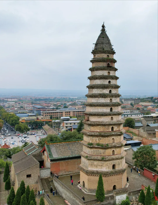 五月，推荐几个全国最适合出游的地方，收藏这一份就够了！