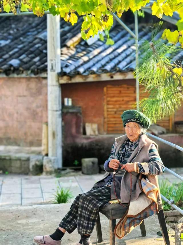四川：泸沽仙境入梦来！