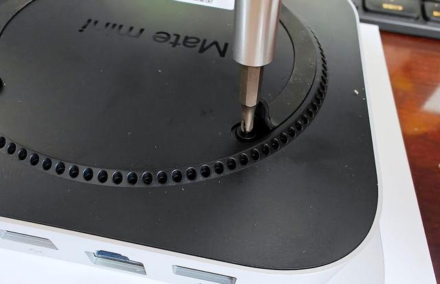分享Mac mini扩容方案，用零刻Mate mini帮你立省数千元