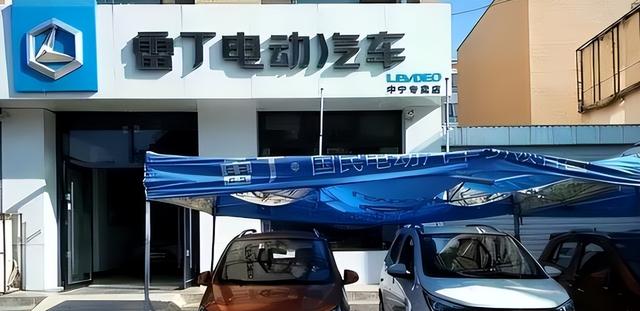 从满街乱窜到销声匿迹，谁杀死了中国县城的“三无神车	”？