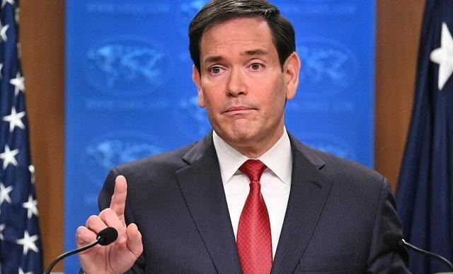 中俄美集体反对，48小时美国2次警告，石破茂：高市在自寻死路