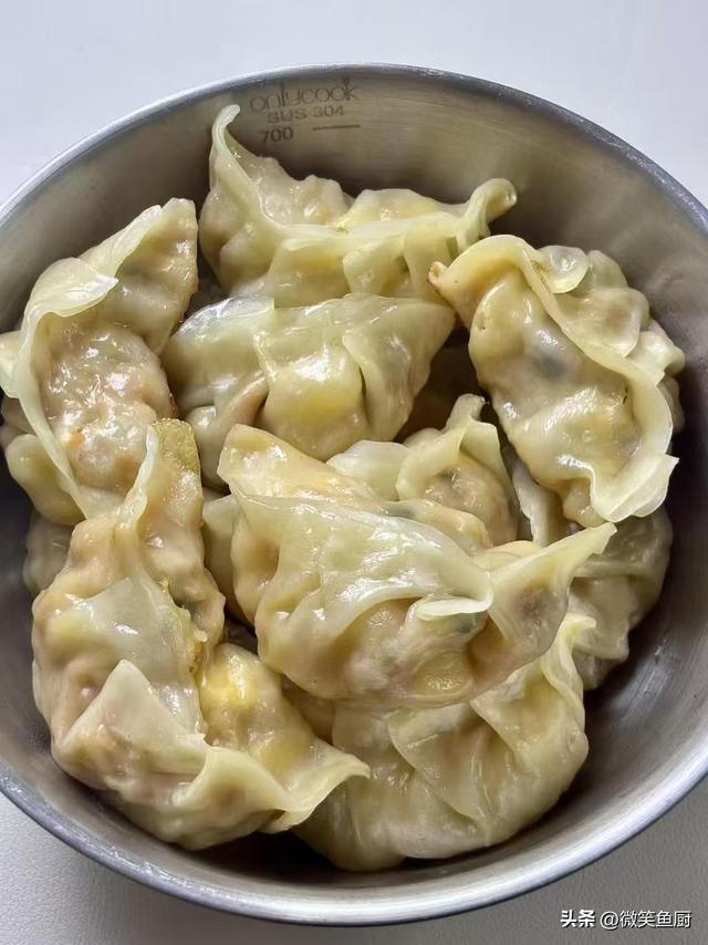 冬至吃饺子！酸菜和白菜先让让，3种“鸿运馅”福日最香，别错过