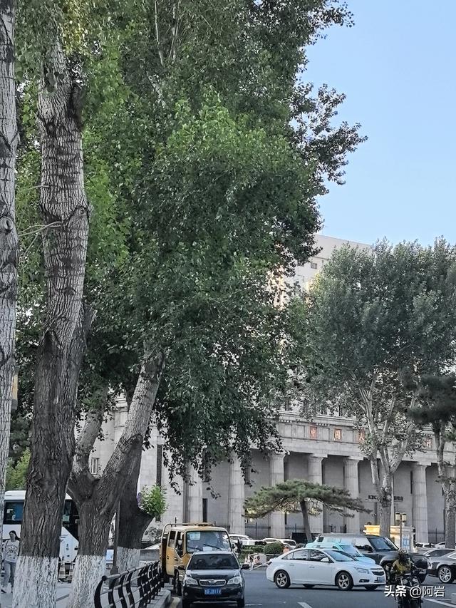 又见人民广场