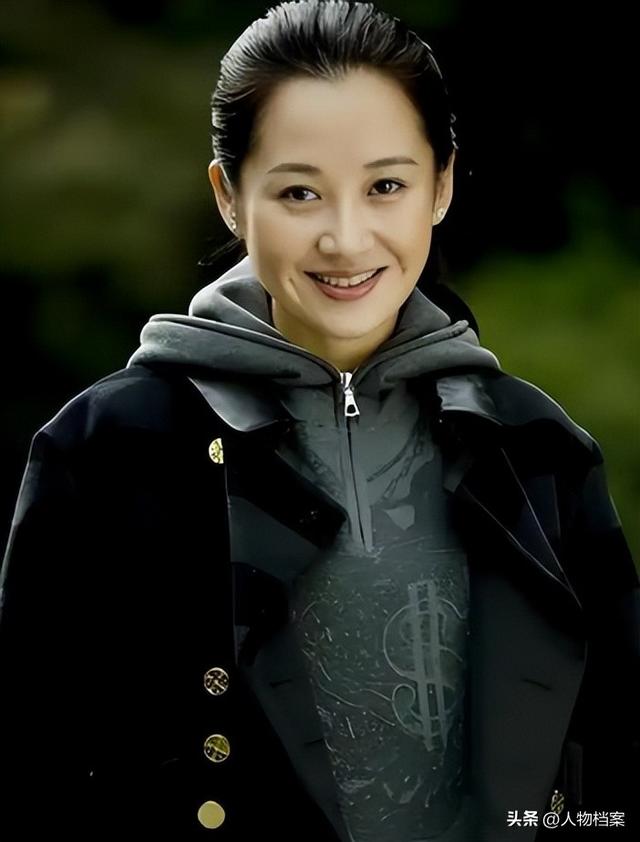 一生“风流成性、老少通吃”	，被称女人中极品的她，却56岁还单身