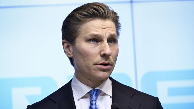 反华大鱼全部冒头？7国统一战线，逼中方后退3步，否则后果自负