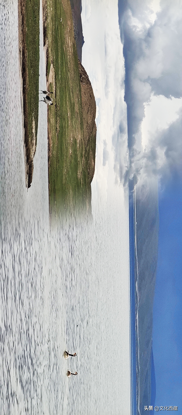 西藏只有坐上火车才能看到的湖泊！却是无数人的入藏第一湖！