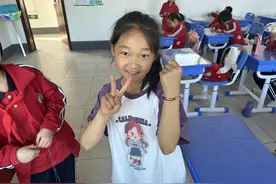 花样五彩绳，浓浓端午情！吉林省抚松县新屯子镇中心学校开展端午节编彩绳活动图片