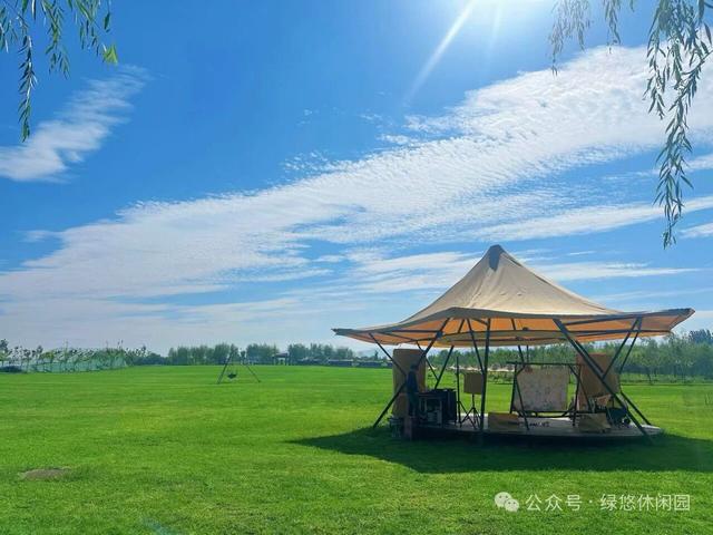 国庆中秋赏红赏月来这里，有“北京最早秋”