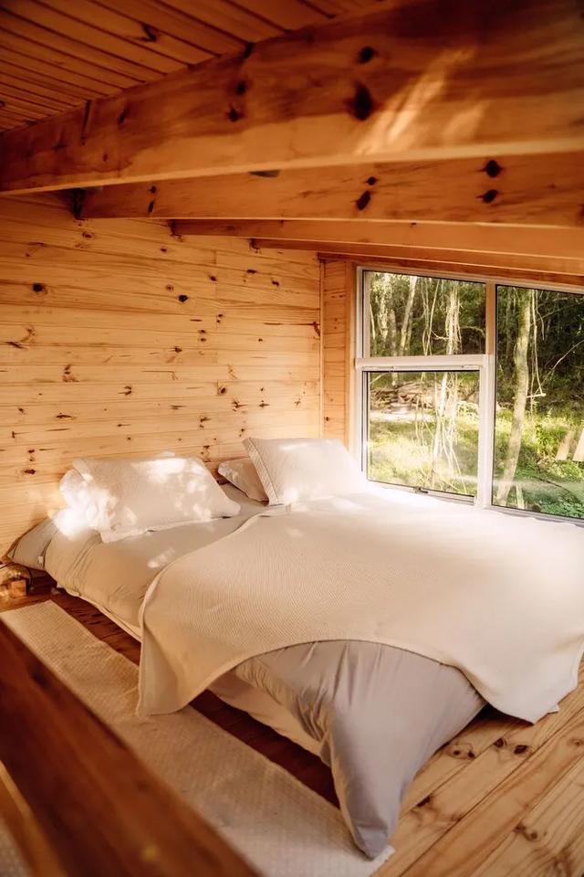 35㎡的森林拥抱，沉浸式短住秘境小屋